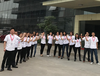 24小時服務，包修包換